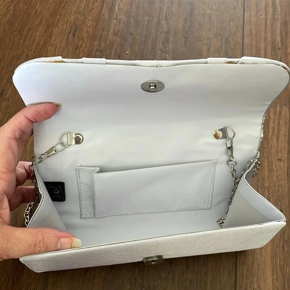Sol Silver Clutch Purse Bag Chain Snap Closure Dress Wedding Party pocket EUC - Picture 2 of 6